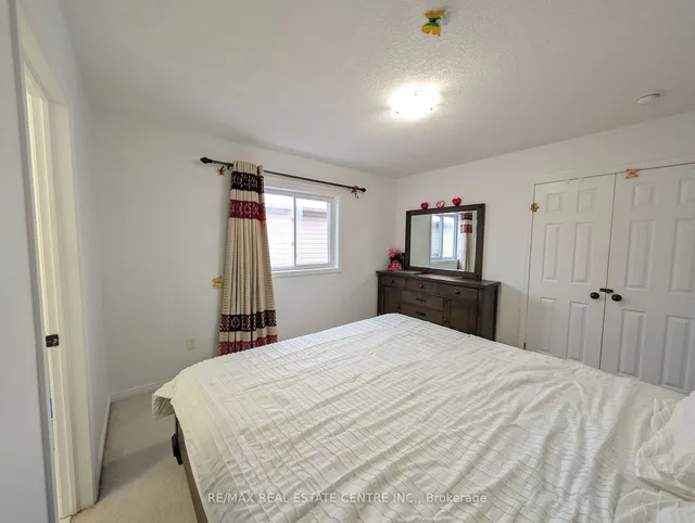 Additional image 39 of 434 Woodbine Ave