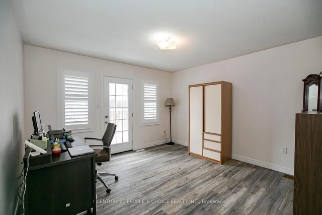 Additional image 35 of 47 Timbercove Rd