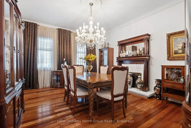 Additional image 15 of 71 Mae Crt