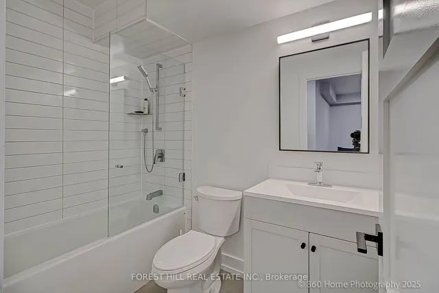 Additional image 24 of 896 Coxwell Ave