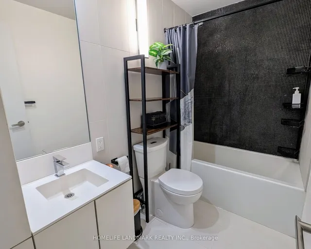 Additional image 2 of 125 Peter St Unit 1104