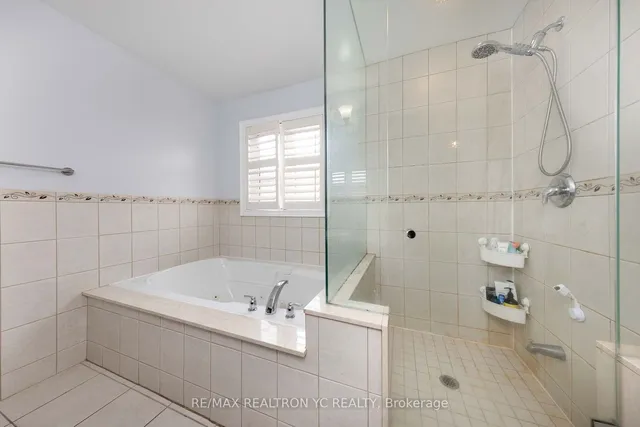 Additional image 21 of 19 Wadena Crt