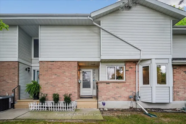 Additional image 4 of 1513 Upper Middle Rd Unit 3