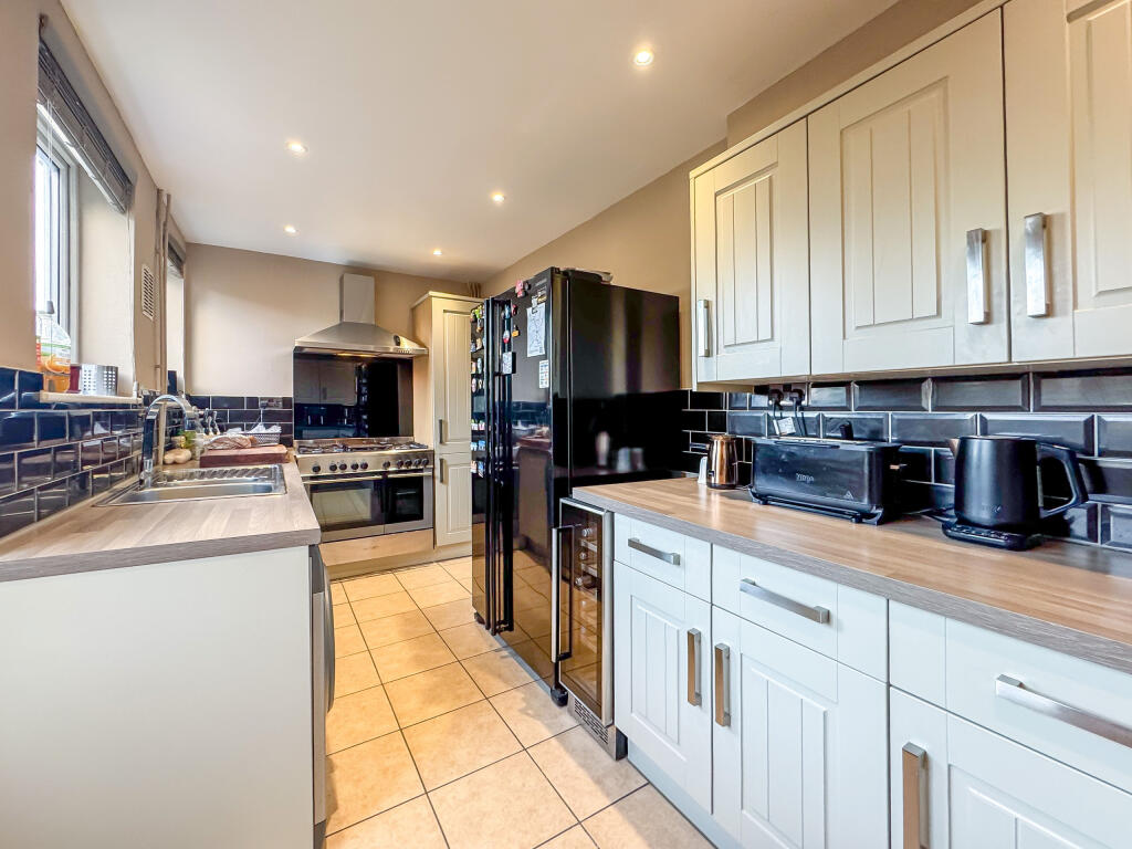 Additional image 4 of 44 King Edward VII Road, Newmarket, Suffolk