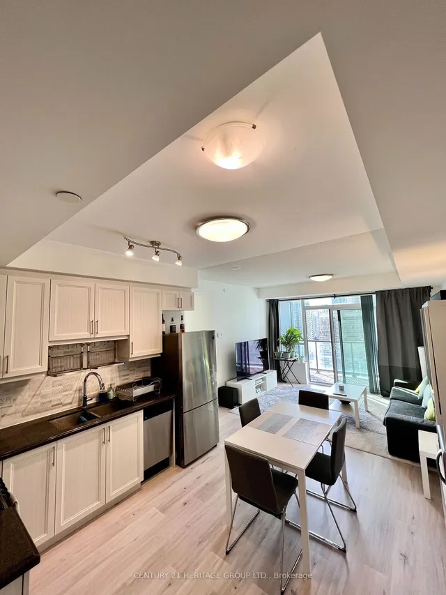 Additional image 4 of 68 Canterbury Pl Unit 1802