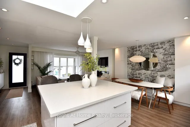 Additional image 25 of 672 Montego Cres