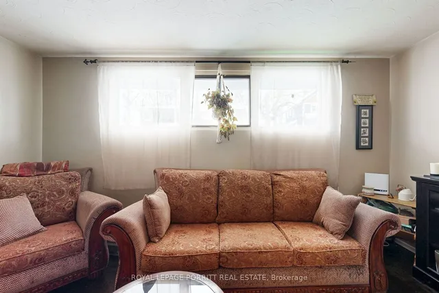 Additional image 12 of 15 Muskoka Ave