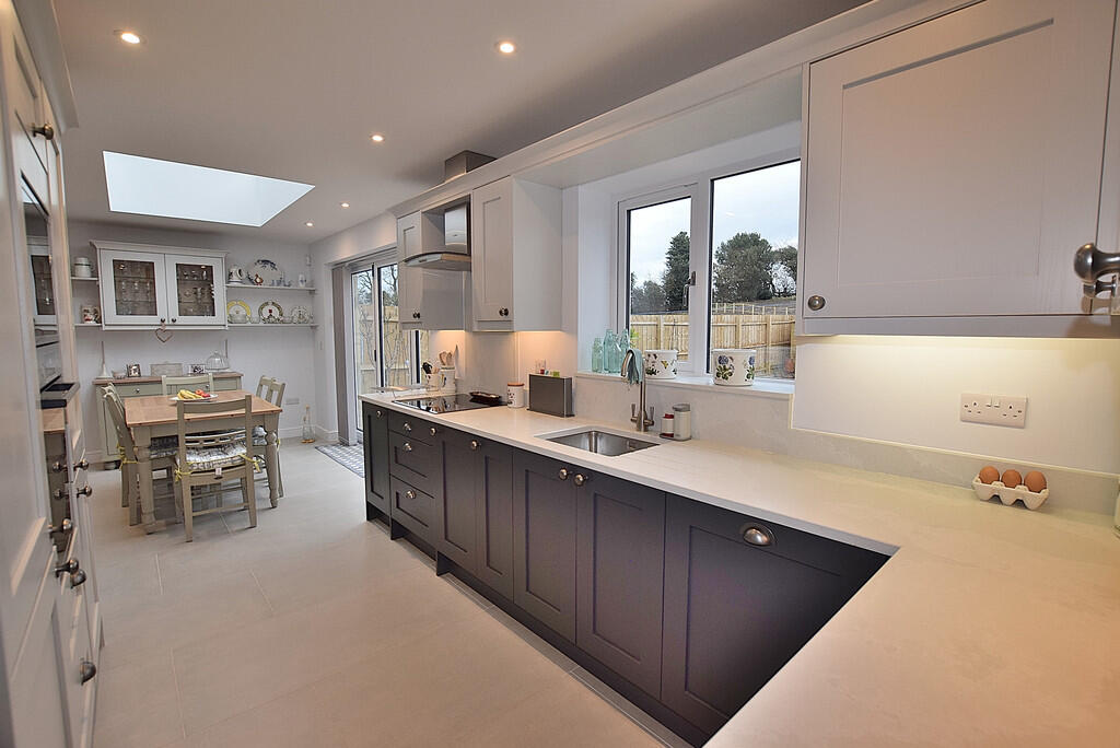 Additional image 11 of Tunstall