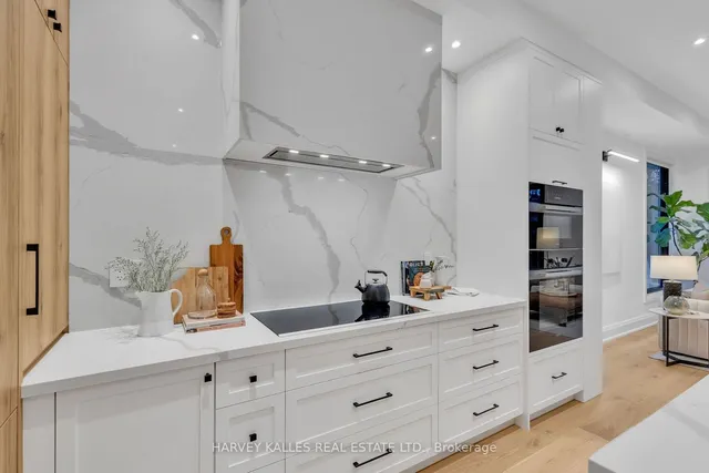 Additional image 15 of 72 Castlefield Ave