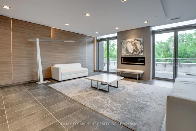 Additional image 8 of 5230 DUNDAS St Unit 527