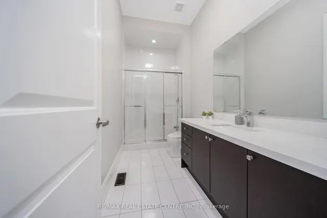 Additional image 18 of 72 BELLADONNA Circ