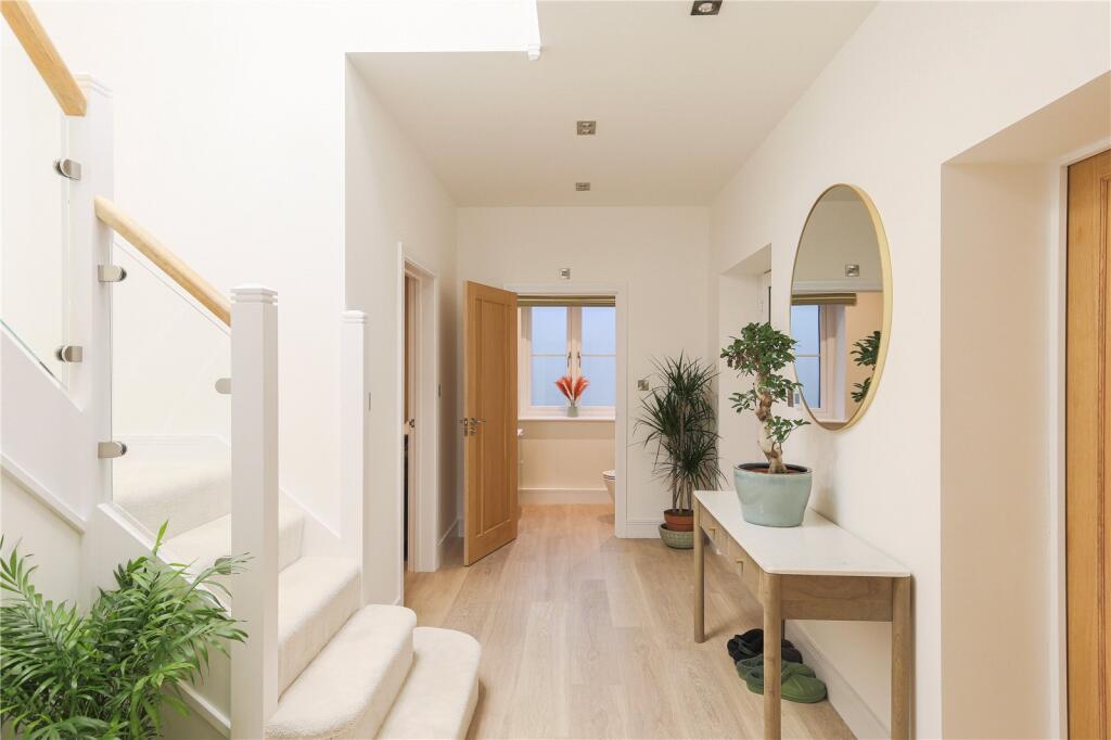 Primary image of The Willows, Hambrook, Bristol, BS16
