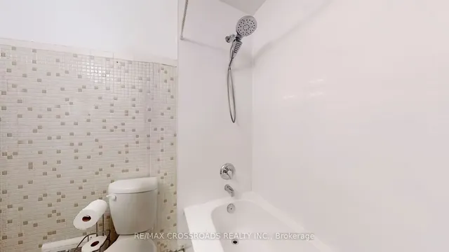 Additional image 13 of 260 Connaught Ave