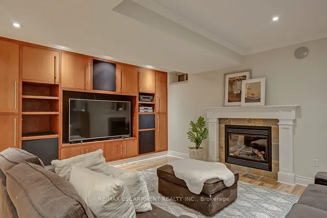 Additional image 40 of 291 Glen Afton Dr