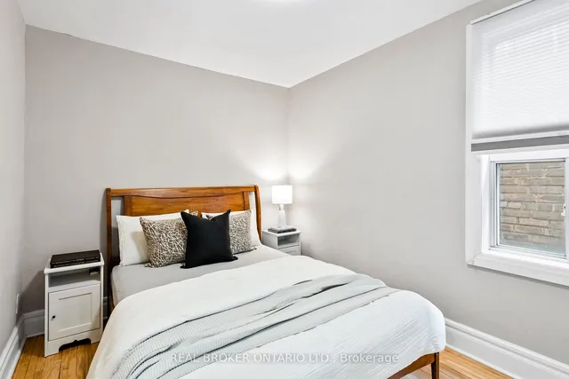 Additional image 21 of 32 Monarch Park Ave