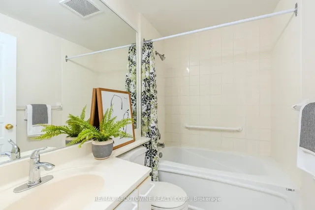 Additional image 28 of 1 Belvedere Crt Unit 409