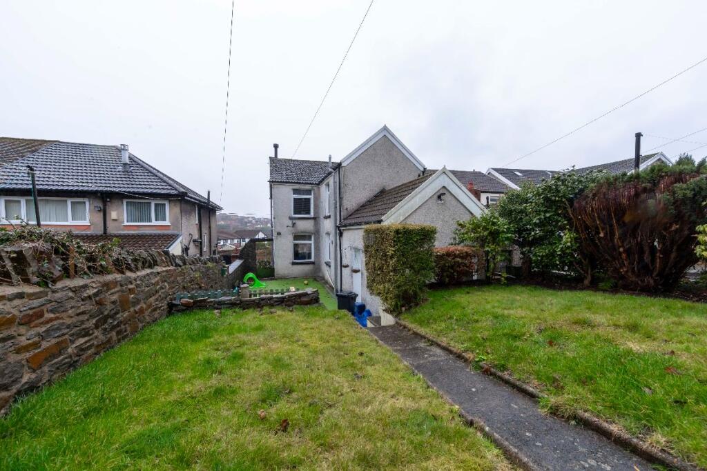 Additional image 31 of Brynheulog, High Street, Trelewis, Treharris