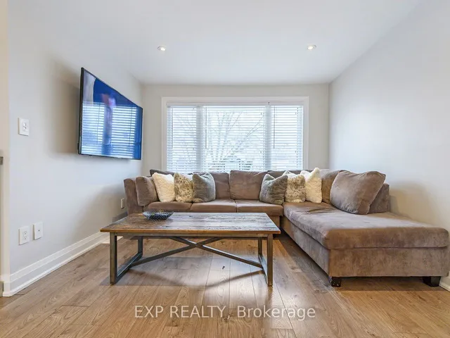 Additional image 18 of 3496 Caplan Cres