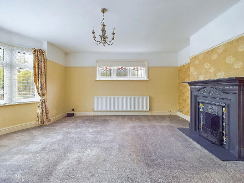 Additional image 8 of Abbotts Close, Worthing, BN11 1JB