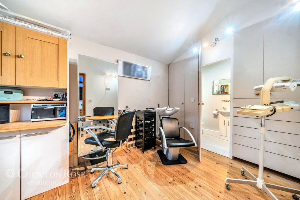 Additional image 16 of Histon Road, CAMBRIDGE
