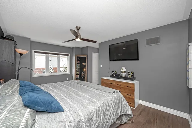 Additional image 20 of 2396 Emerson Dr