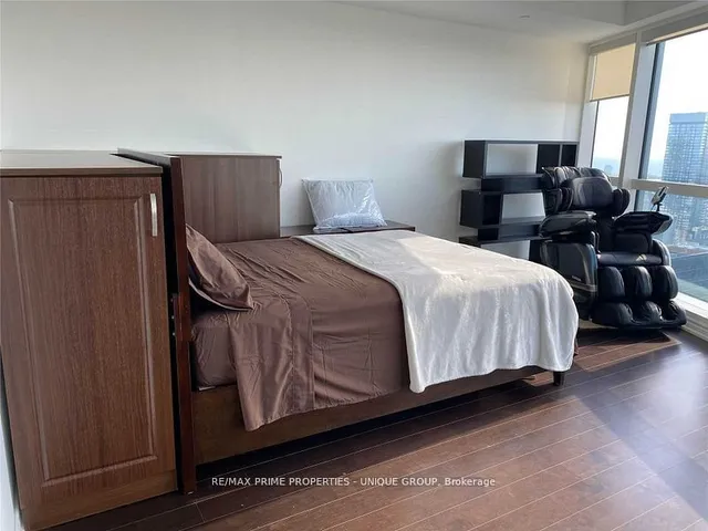 Additional image 7 of 386 Yonge St Unit 5316