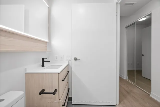 Additional image 10 of 425 Front St Unit 718