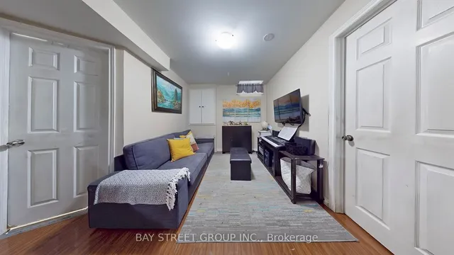 Additional image 29 of 7229 Dime Cres