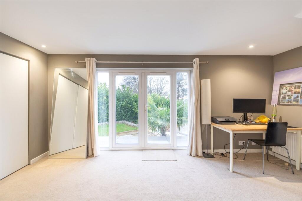 Additional image 17 of Stroud Close, Colehill, Wimborne, Dorset, BH21