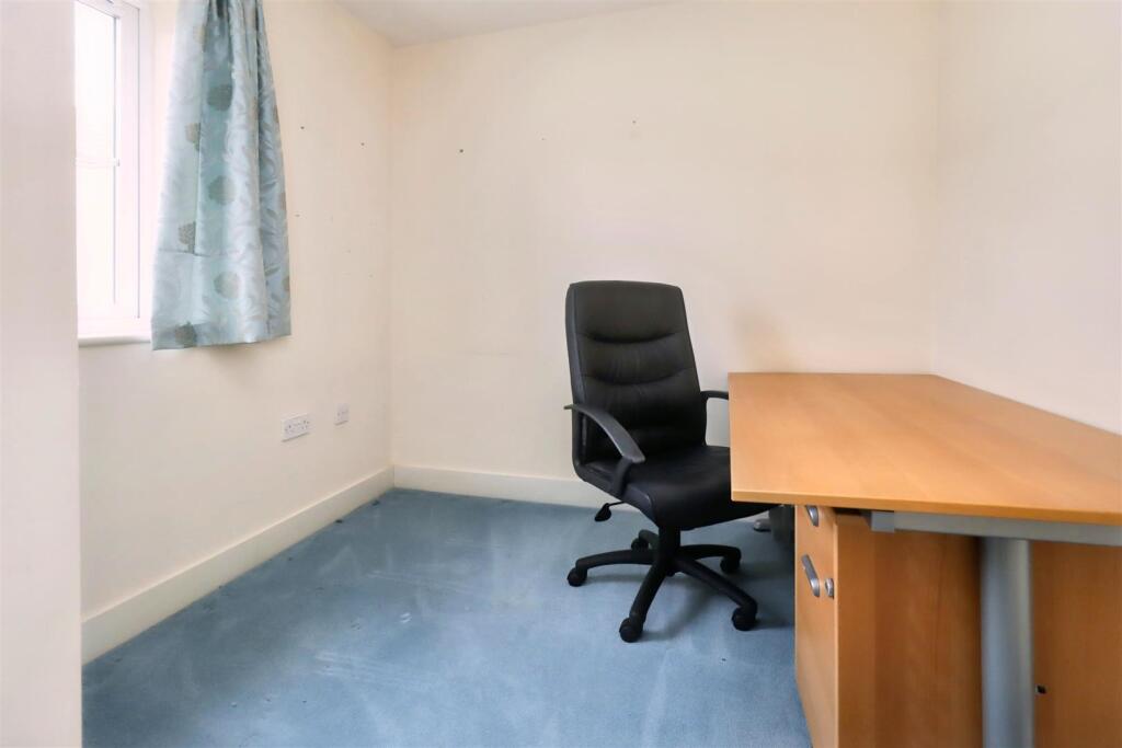 Additional image 14 of Close to Clevedon Town Centre