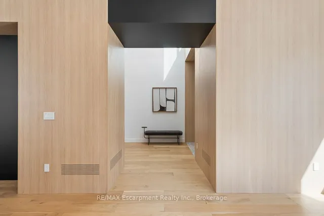 Additional image 13 of 1405 ACTON Cres