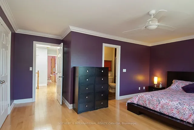 Additional image 30 of 1019B College St