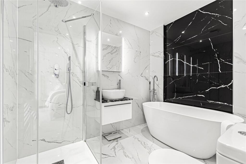 Additional image 15 of Pine Grove, Brookmans Park, Herts, AL9