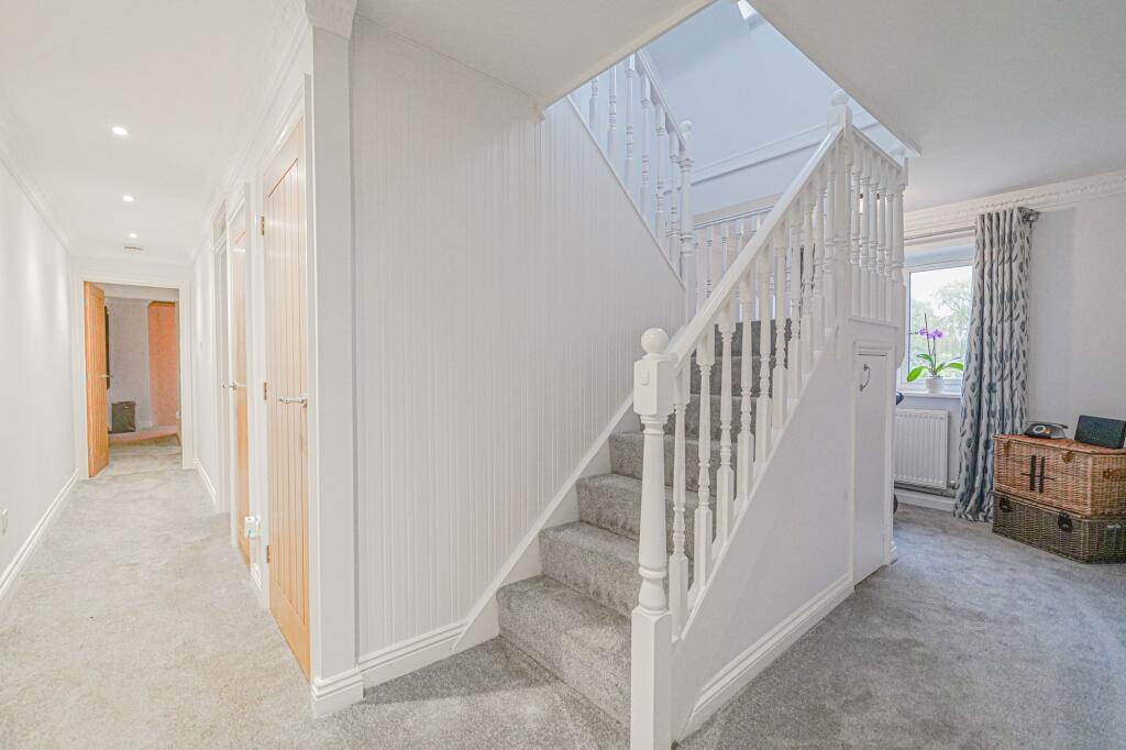 Additional image 18 of Catherines Close, Catherine-De-Barnes, B91