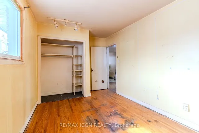 Additional image 13 of 263 Fergus Ave