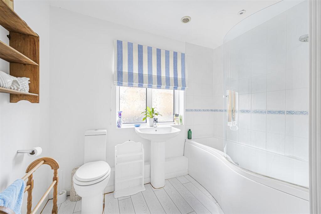 Additional image 11 of Chyngton Way, Seaford