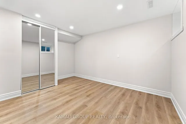 Additional image 30 of 47 Oakley Blvd