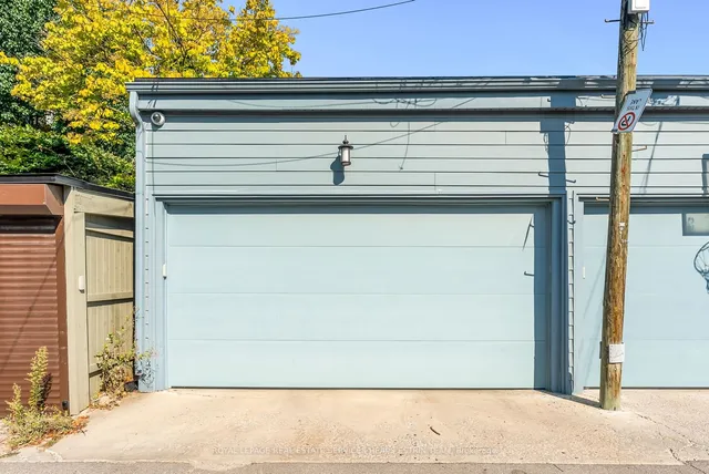 Additional image 38 of 161 Macpherson Ave