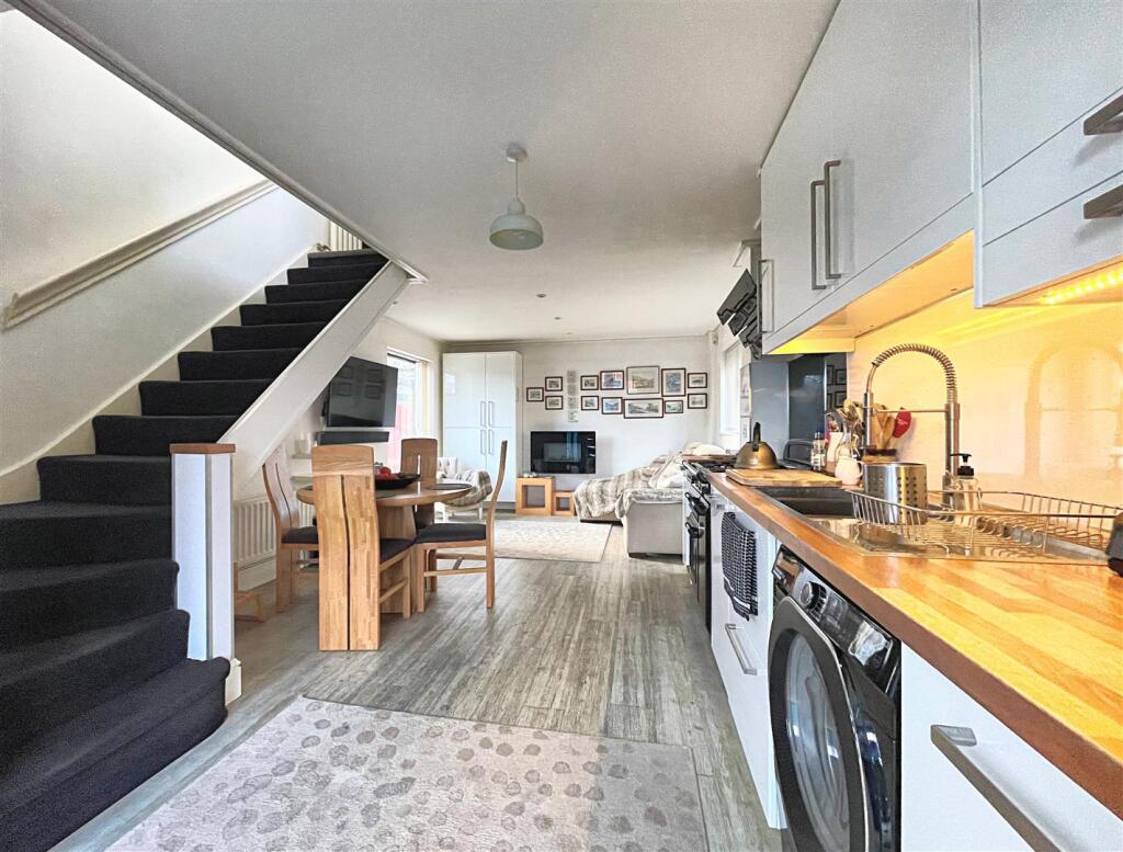 Additional image 2 of Appletree Court, Worle, Weston super Mare