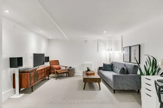 Additional image 23 of 223 Bain Ave