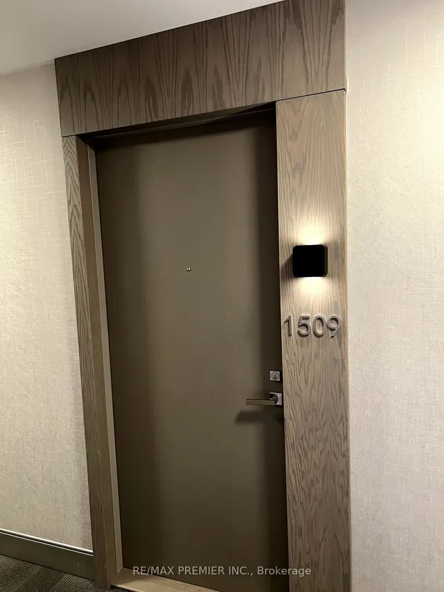 Additional image 2 of 501 St Clair Ave Unit 1509