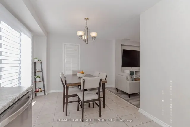 Additional image 17 of 1780 Lampman Ave