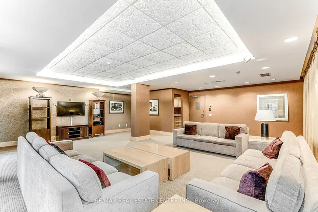 Additional image 31 of 5 Marine Parade Dr Unit 911