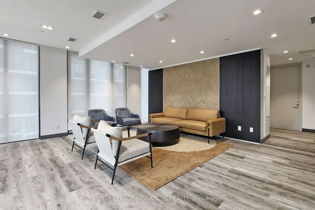 Additional image 19 of 47 Mutual St Unit 3005