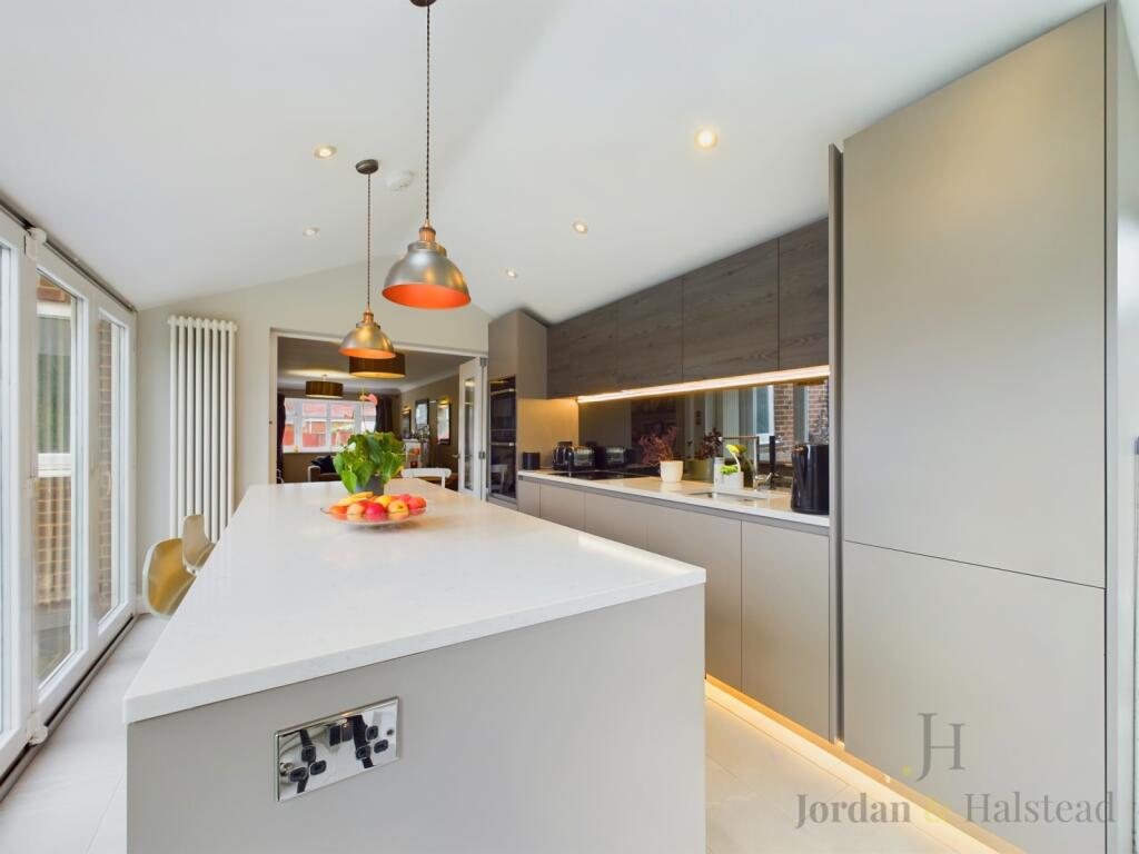 Additional image 10 of Fairholme Close, Saughall, Chester, Cheshire, CH1