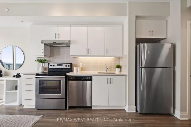 Additional image 8 of 17 Zorra St Unit 1710