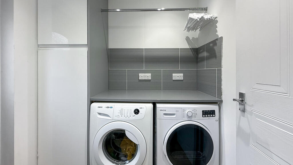 Additional image 7 of Azalea Drive, Warminster