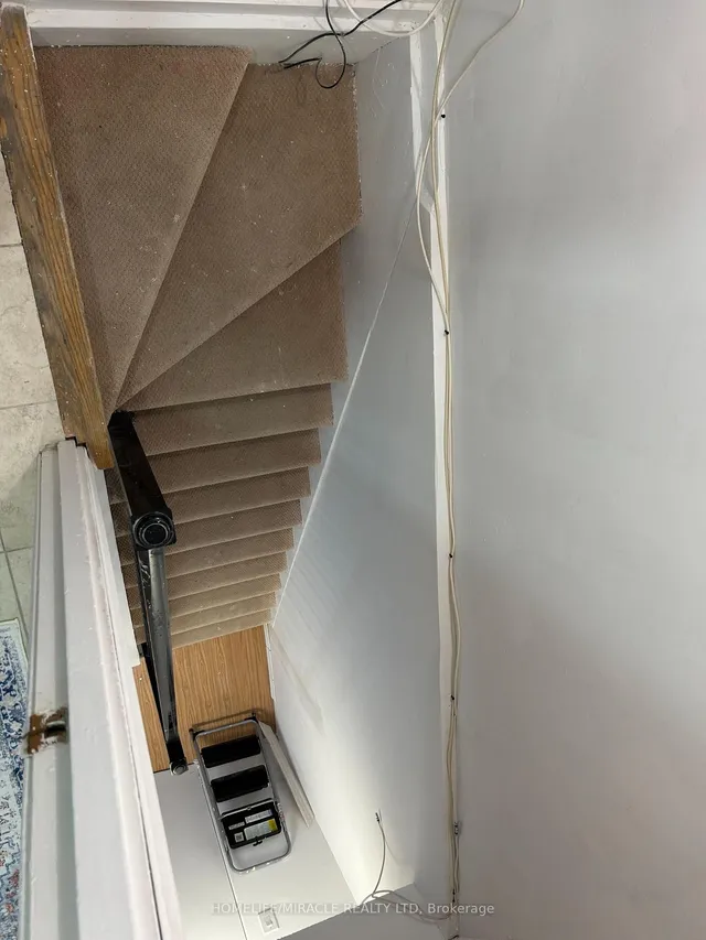 Additional image 19 of 850 Hunting Wood Unit 48