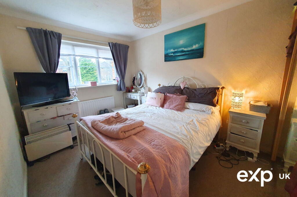 Additional image 2 of Walking Distance of Upton Country Park with No Chain