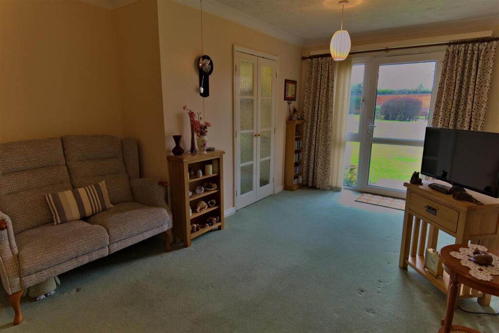 Additional image 7 of Stratford Road, Hall Green, Birmingham